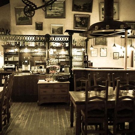 Altes Bierhaus Hotel Arzbach Eksteriør billede