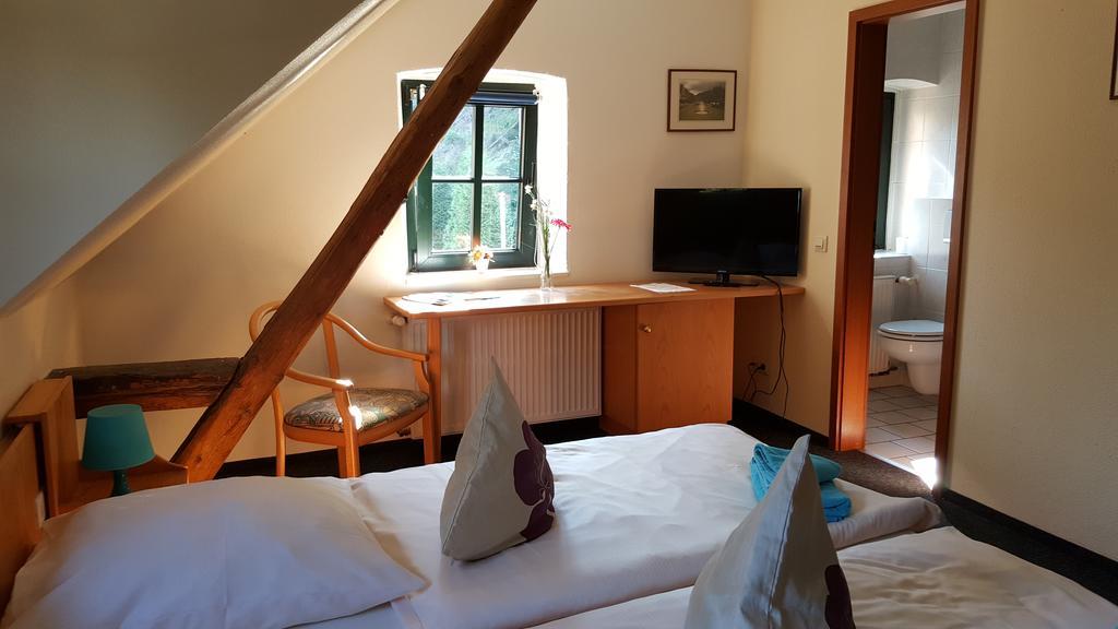Altes Bierhaus Hotel Arzbach Eksteriør billede