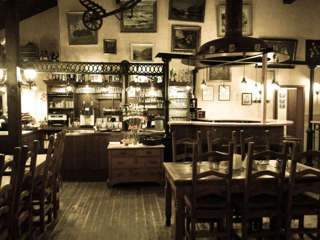 Altes Bierhaus Hotel Arzbach Eksteriør billede